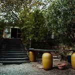 Artistic Loft Near Carcassonne Дом отдыха Cavanac