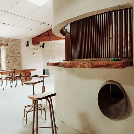 Artistic Loft Near Carcassonne