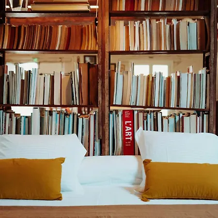 別荘 Artistic Loft Near Carcassonne *